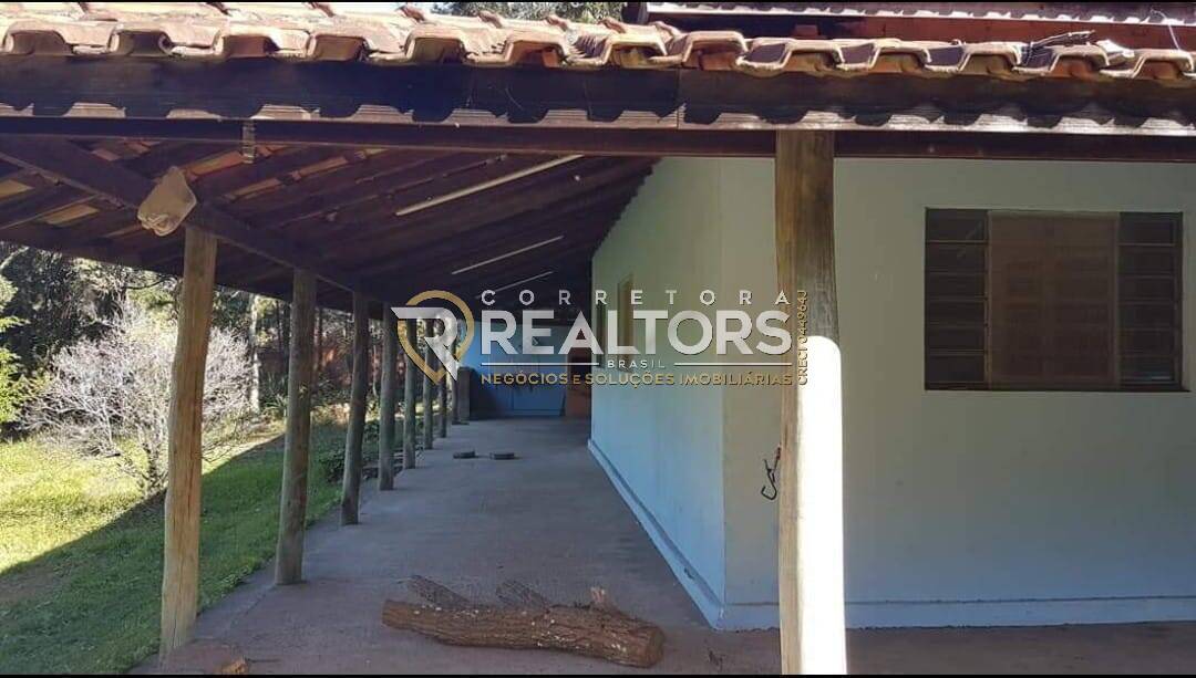 Casa à venda com 3 quartos, 1000m² - Foto 3