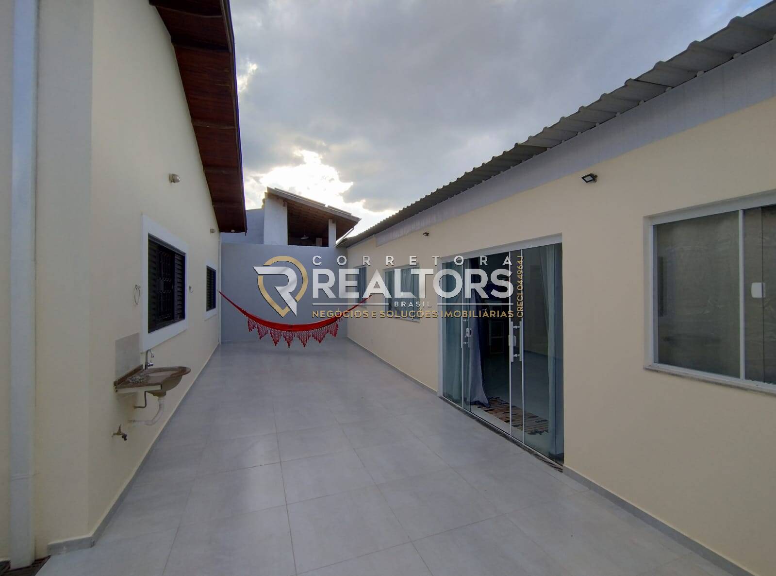 Casa à venda e aluguel com 5 quartos, 260m² - Foto 17