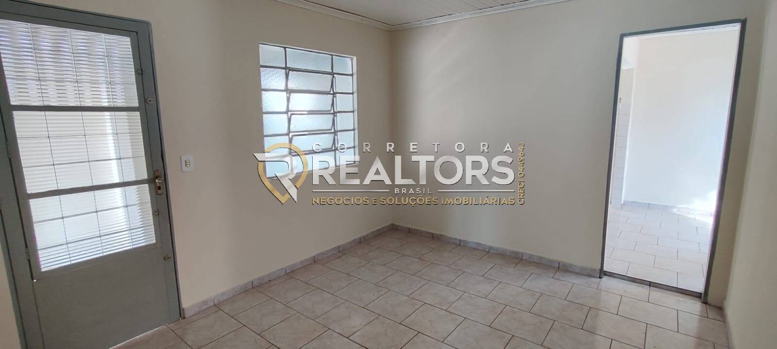 Casa à venda com 4 quartos, 130m² - Foto 12