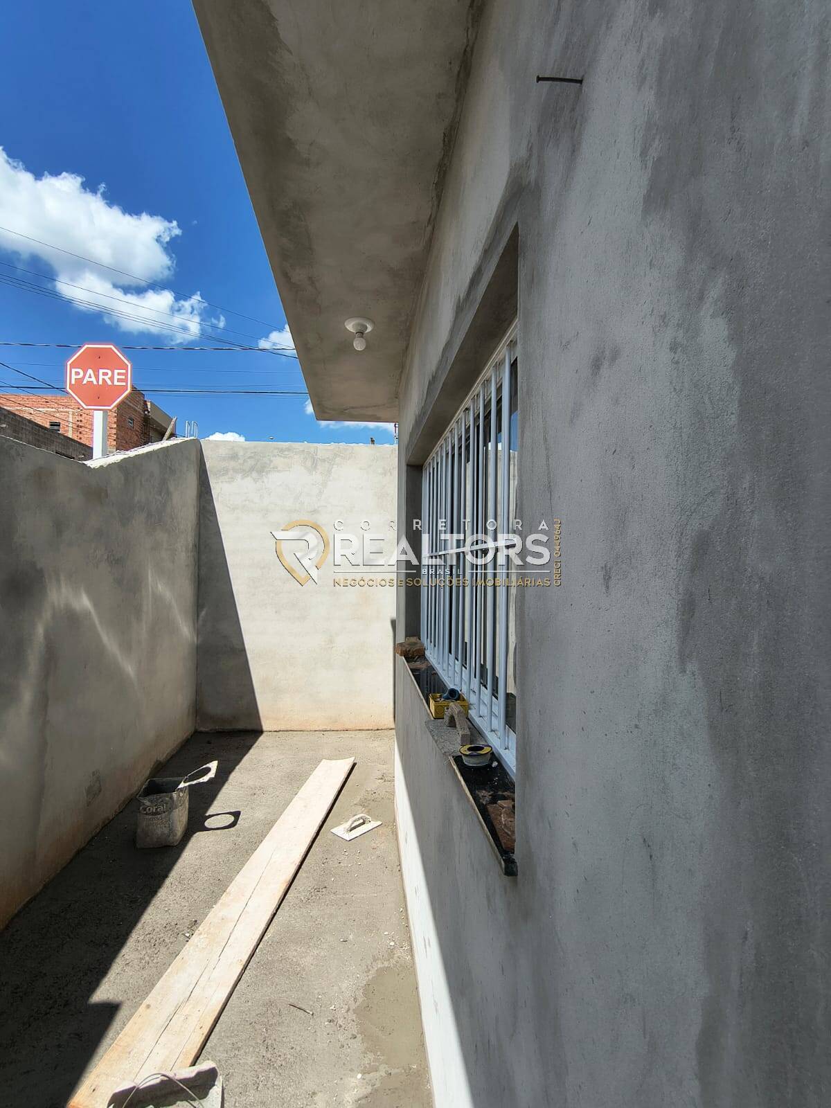 Casa à venda com 2 quartos, 75m² - Foto 13