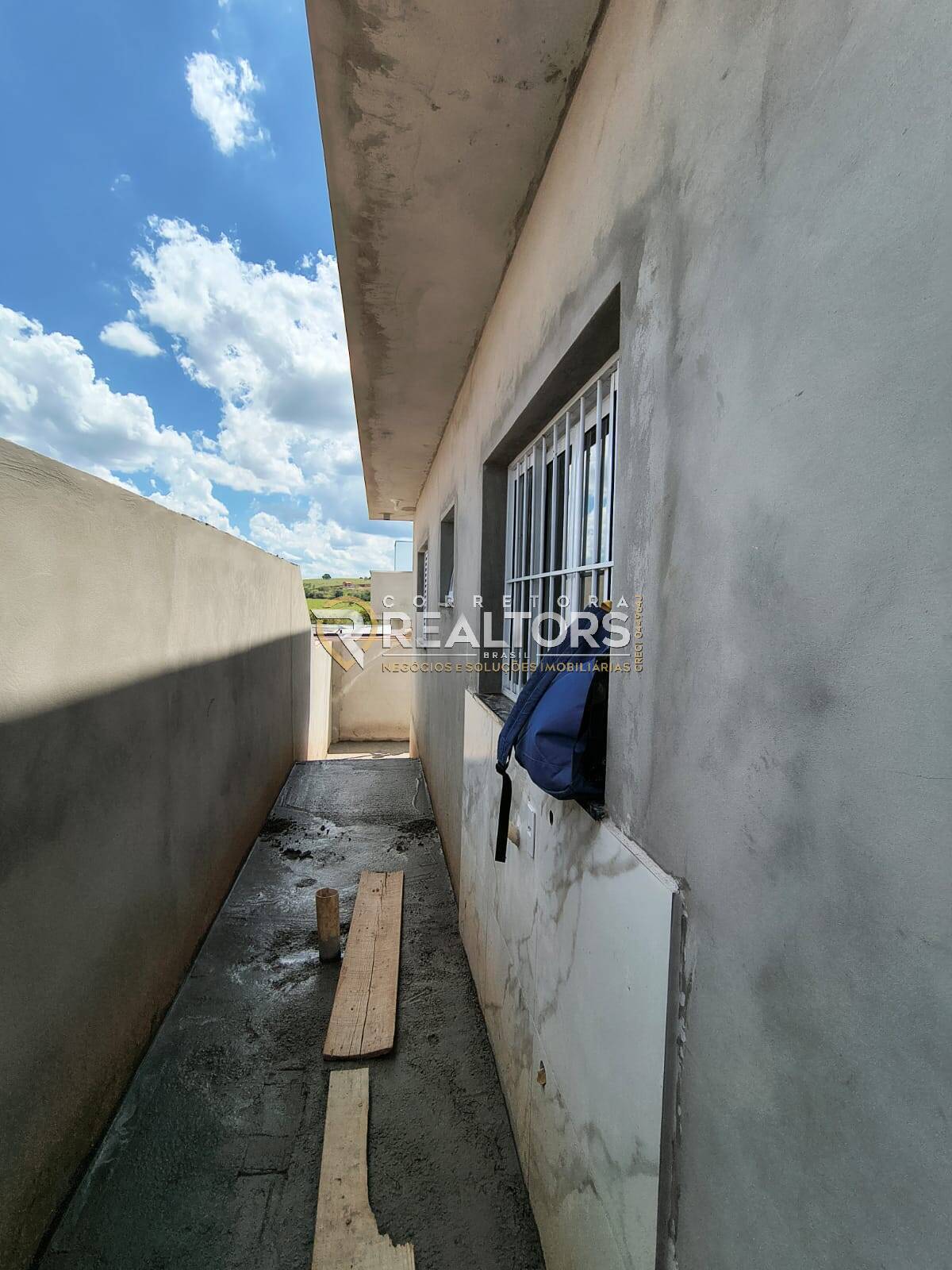 Casa à venda com 2 quartos, 75m² - Foto 11