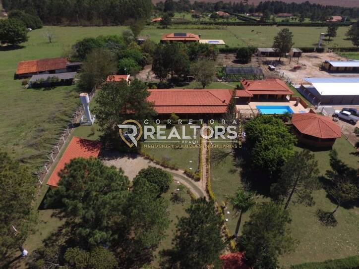 Fazenda à venda com 7 quartos, 1500m² - Foto 9