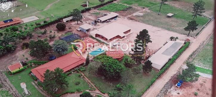 Fazenda à venda com 7 quartos, 1500m² - Foto 10