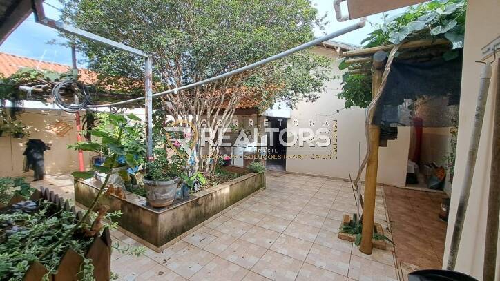 Casa à venda com 2 quartos, 170m² - Foto 5