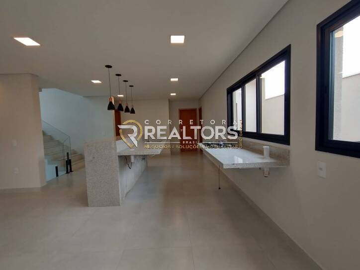 Sobrado à venda com 3 quartos, 307m² - Foto 11