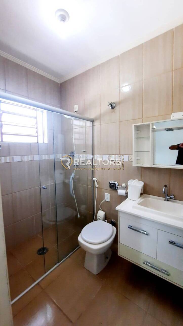 Casa à venda com 3 quartos, 216m² - Foto 16